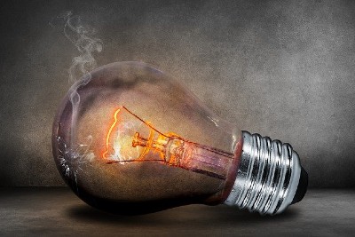 電球が倒れている